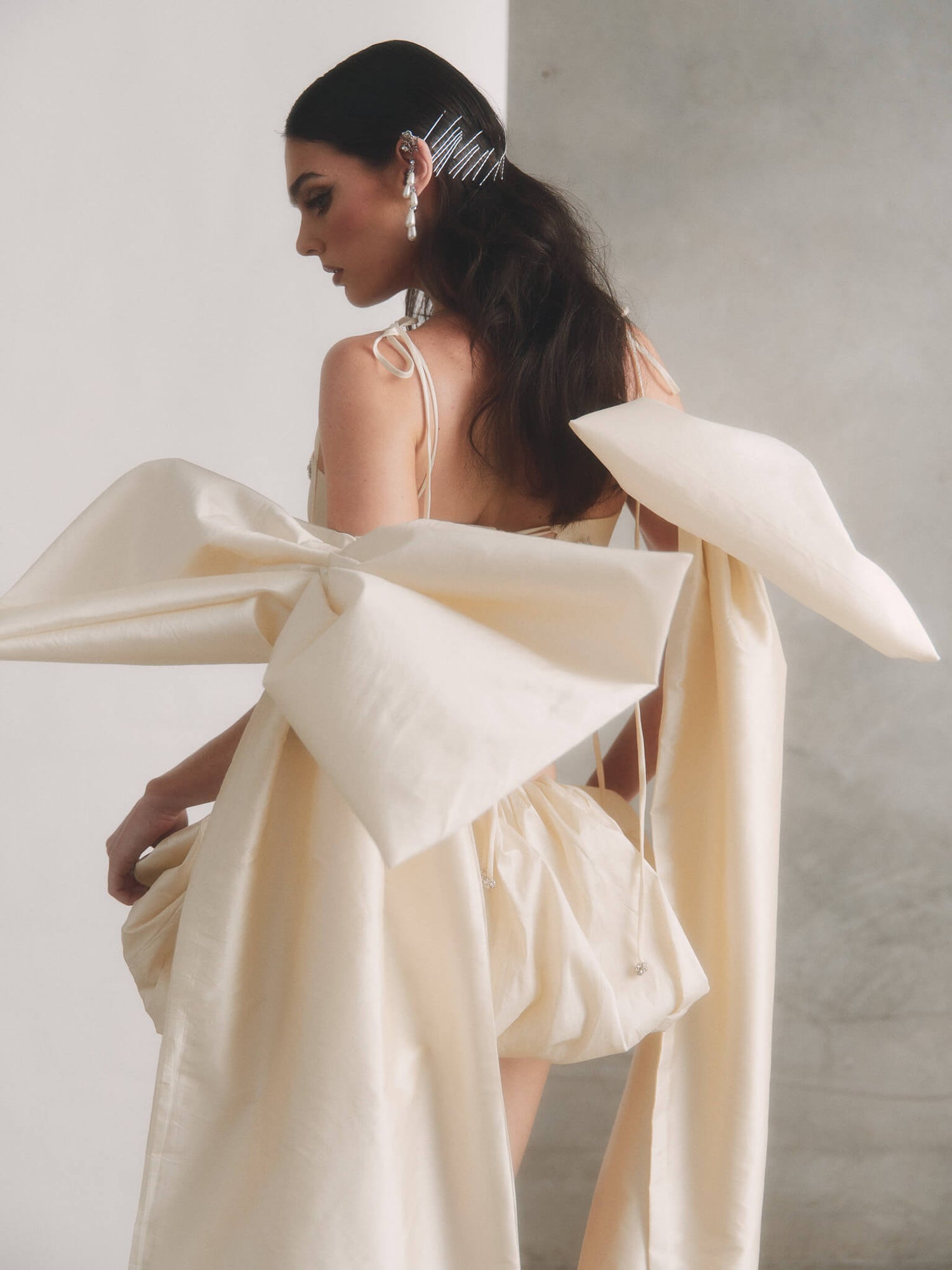 Celeste Bows - Champagne